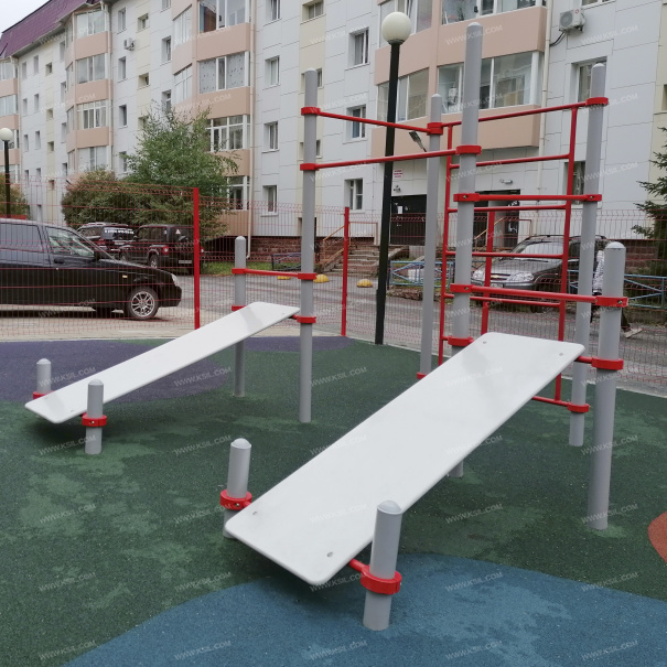 006457 - Комплекс из 3 турников, 2 скамеек для пресса и шведской стенки - фото пример 1