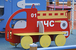 002411 - Скамейка детская «Пожарная машина МЧС» - фото превью 1