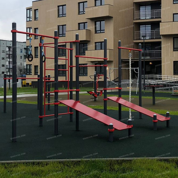 006453 - Комплекс из 3 турников, 2 скамеек для пресса, шведской стенки, каната и колец - фото пример 2